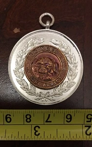 Vintage gepunzt Silber Peke, Ostafrika Pekingese HUND ClubAward Medaille Anhänger - Bild 1 von 6