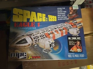 Space 1999 Eagle 1 Transporter MPC Model Kit mpc791/12, , Nick Tate, Sealed - Picture 1 of 3