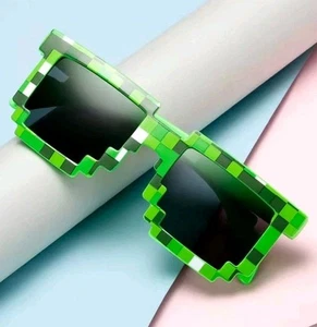 Sonnenbrille für Kinder & Jugendliche Videospiel Pixel und Block Design NEU OVP - Bild 1 von 2
