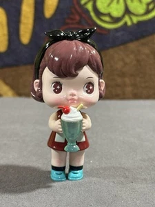 Pop Mart Tapoo Retro Diner Mini Figur 90'S Sundae Figure Only - Bild 1 von 5