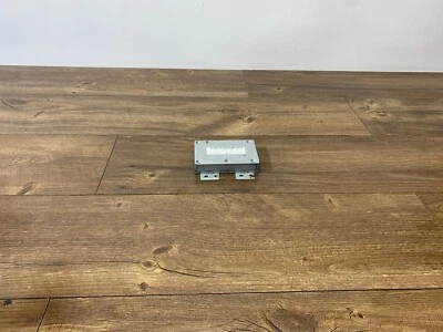 2008-2011 Mercedes-Benz C 300 C63 AMG Communication Control Module A2048708026 - Image 1 of 4