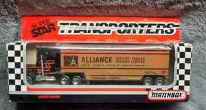 1992 Matchbox Super Star Alliance Racing #59 1:87 Transporter Hauler With Box - Picture 1 of 6