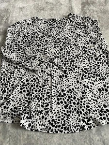 Beautifully Soft Tu 3/4 Sleeve , V Neck Patterned Top .Size 16. Smart/casual. - Picture 1 of 8