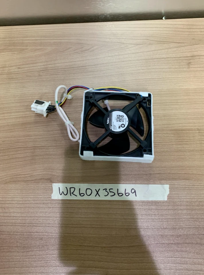 VENTILADOR CONGELADOR GE OEM WR60X35669 CON FIELTRO NUEVO CAJA ABIERTA NOB 31C/33A/33C/37A/38B/39A Foto 1 de 1