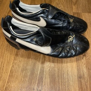 Nike Tiempo Ronaldinho 10R Soccer Cleats 315362-027 Black Mens Size 12.5 - Picture 1 of 18