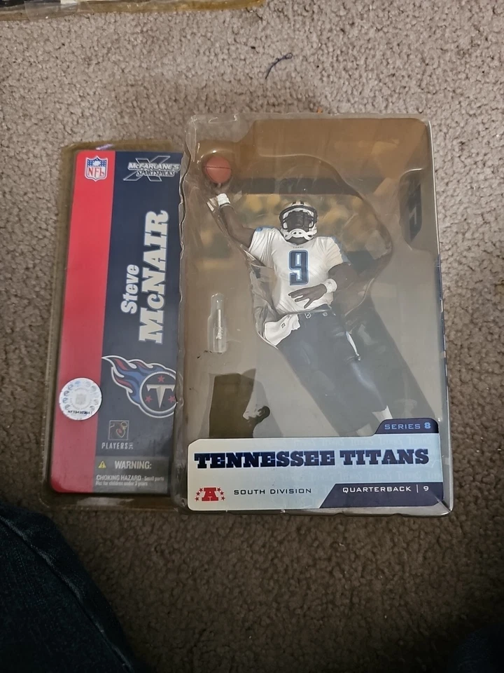 McFARLANE SPORTS PICKS NFL SERIES 8 TENNESSEE TITAN QB STEVE VARIANTE McNAIR - Imagem 1 de 1