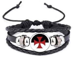 Cruzadas Caballeros Templarios Pulsera de Cuero Negro y Bolsa de Regalo de Terciopelo - Imagen 1 de 3