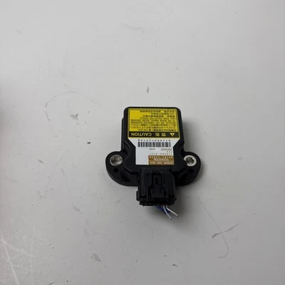 Lexus GS350 F 2018 módulo sensor de velocidad de guiñada estabilidad deportiva 89183-24020 OEM Foto 1 de 4