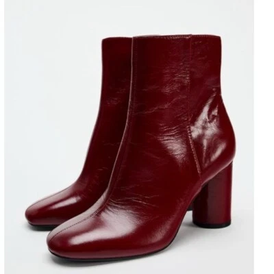 Botas de tornozelo femininas Zara de couro salto redondo vermelho fecho com zíper tamanho EUA 9 Reino Unido 7 - Imagem 1 de 4
