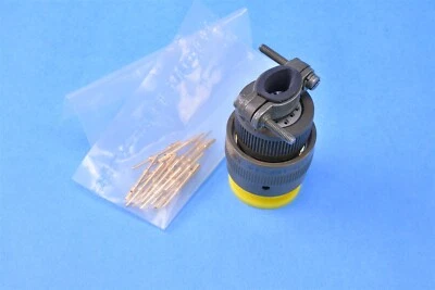 Amphenol Circular MIL Spec Connector 62IN-16F-14-18P - Image 1 of 4