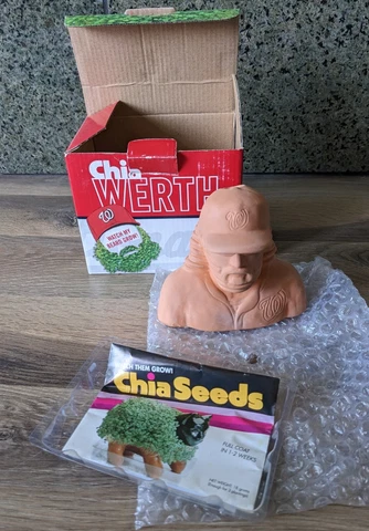 Chia Pet Jayson Werth Washington Nationals Watch Beard Grow Stadium Giveaway NiB Cover