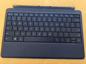 Microsoft Surface RT / 2 / Pro 1 / Pro 2 Type Cover Keyboard 1561   (LA041122) - Picture 1 of 5