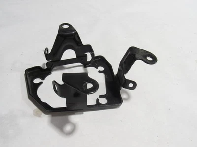 Soporte de montaje de bomba de inyección de aire 14-21 Lexus GX460 2017;:Y Foto 1 de 4