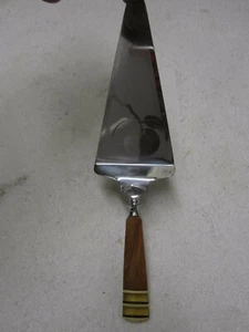 Vintage Obst geprägt Bakelit ? Kuchen Kuchen Dessert Servierer Butterscotch Edelstahl - Bild 1 von 3