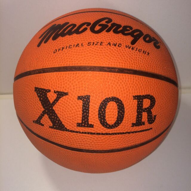 Preços baixos em Bolas de Basquete MacGregor