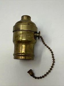 Antique Vintage BRYANT Light Lamp Socket Brass Pull Chain 50 Candle Power - Picture 1 of 8