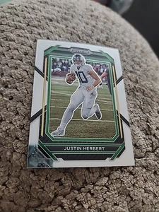 2023 Panini Prizm Draft Picks - Justin Herbert #60 - Picture 1 of 2