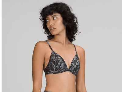 Купальные чашки Lululemon Waterside размер A/B 4 м8 - Изображение 1 из 4