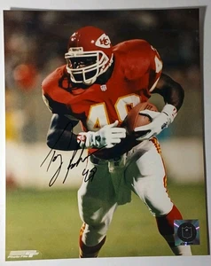 Tony Richardson handsigniertes Kansas City Chiefs NFL Football Foto & COA signed - Bild 1 von 16