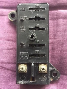 Suzuki Tempter GR650 Sicherungskasten - 201396059 - Bild 1 von 2