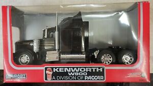 Speedy Power (New-Ray) Kenworth W900 Semi, 1:32 scale, NIB (13i)