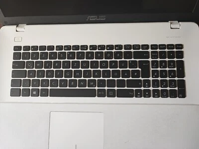 Laptop ASUS R752L , 17,3 Zoll . i5 , SSD , Win 11 , GeForce 820 M - Bild 1 von 4