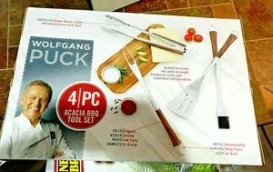 Wolfgang Puck Juego de herramientas de barbacoa de acacia de 4 piezas diseño de gran tamaño acero inoxidable colgante - Imagen 1 de 4