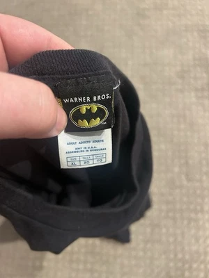 Vintage Batman Tshirt XL Y2K 2005 Superhero Cartoon Black Night DC Comics - Image 1 of 4