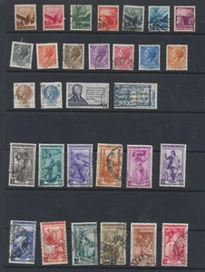 Francobolli Italia: 1945-1956 SG 647;653/4;657;662;664/5;762;766;768/1;773/8;811;..... - Foto 1 di 2