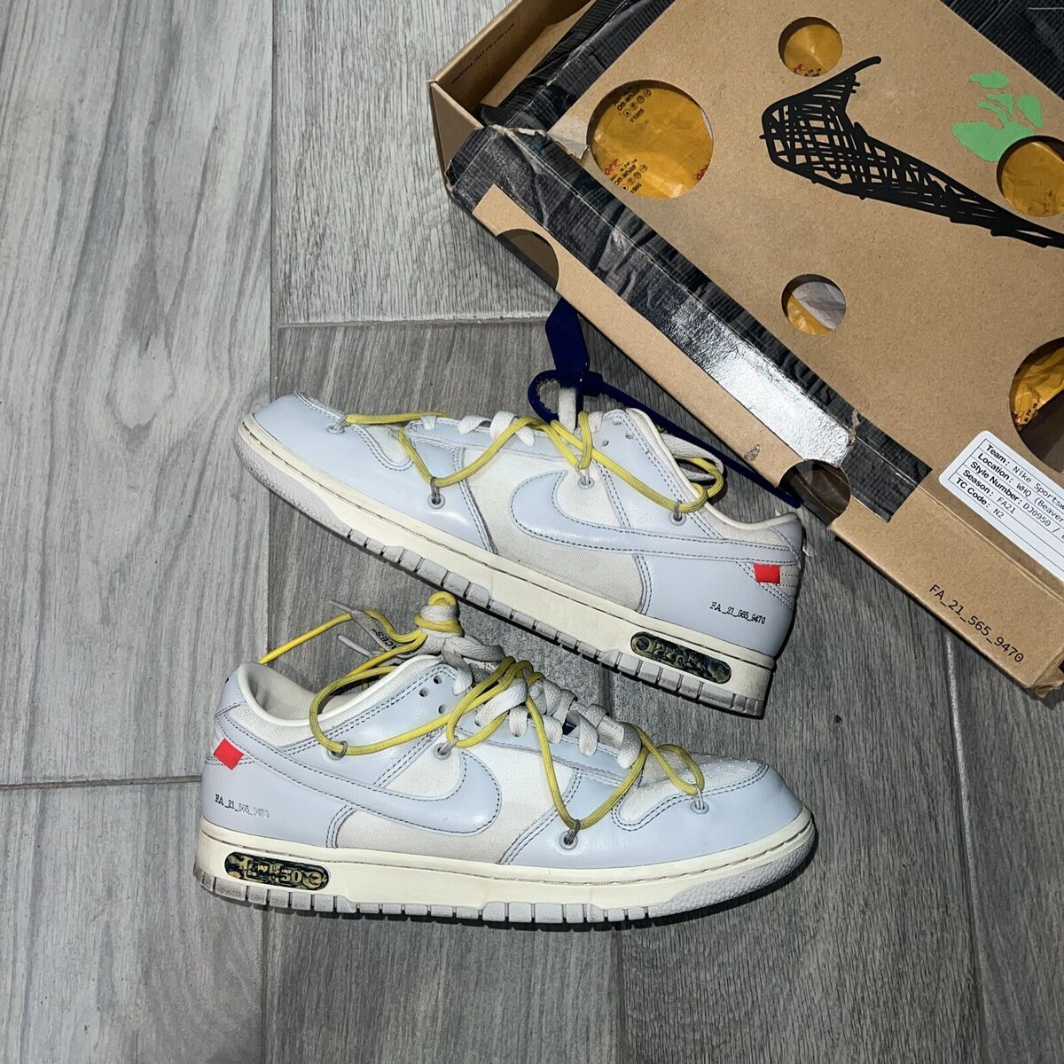 Nike Off-White x Dunk Low Lot 27 of 50 for Sale Nike Off-White x Dunk Low Lot 27 of 50 for Sale