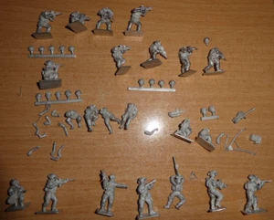 21 Modern Miniatures US Army Infantry Iraq  W/ GRENADE LAUNCHER Spectre  METAL - Picture 1 of 6