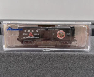 Athearn Trains N Scale 40' Pfaudler Milk Car - Hood's #812 Version Three - Picture 1 of 10