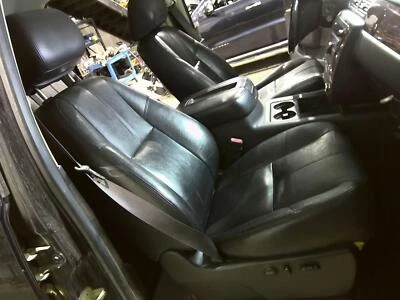 2011 Chevy Silverado 2500 Passenger RH Right Ebony-193 Heated Leather Power Seat - Imagem 1 de 4