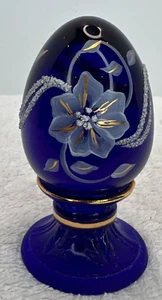 Fenton Cobalt Blue Hand Painted Egg - Satin Glass Base - Picture 1 of 8