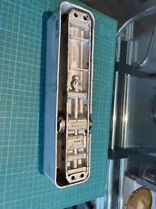 CR Lawrence Chiudiporta Corpo E Coperchio 11” 12” Idraulico CRL 1099 da Riparazione - Foto 1 di 24