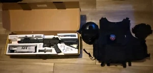 Valken ASL electric airsoft gun includes vest, helmet and mask - Picture 1 of 7