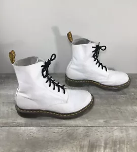 Dr Doc Martens Pascal White Leather Combat Punk Goth Womens Boots Size 6 UK US 8 - Picture 1 of 10
