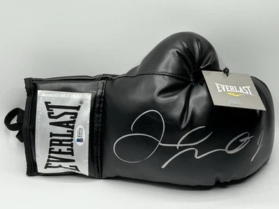 FLOYD MAYWEATHER JR. Signed Everlast Black RH Boxing Glove - BECKETT Witnessed - Image 1 of 4