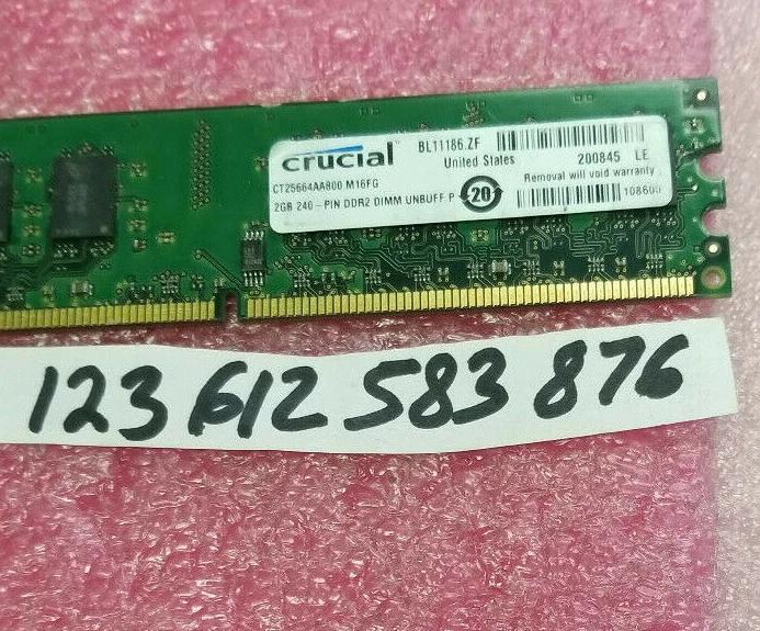 2GB PC2  DDR2 800 2RX8  PC2-6400 6400  NON-ECC 240PIN  UNBUFFERED DIMM  - Image 1 of 1