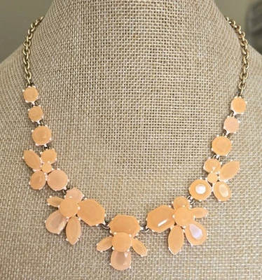 J Crew Peach Apricot Faceted Acrylic Stones Pink Metal Gold Tone Necklace 16" - Image 1 of 4