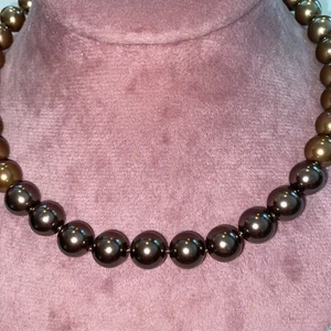GIVENCHY LOGO 8 MM. KNOTTED OMBRÉ DARK GRAY BRONZE COLOR LIGHTER GLASS NECKLACE - Picture 1 of 13