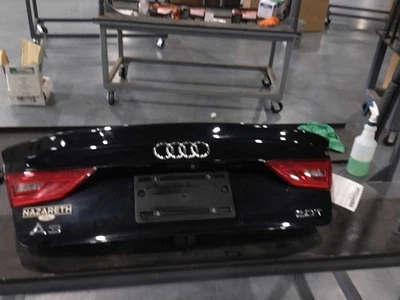 Luces traseras LED para maletero/portón trasero sedán 15-16 AUDI A3 583560 Foto 1 de 4