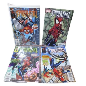 Konvolut 4 Comics - Marvel Spider-Girl Ausgaben #18 28 20 70 - Sehr guter Zustand/NM - Bild 1 von 5