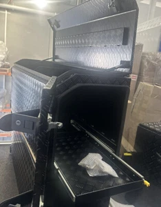 TB755/2 Caravan Toolbox 3 Door - Picture 1 of 9