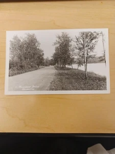 Riverside Drive Edmonton Canada PostCard - Picture 1 of 3