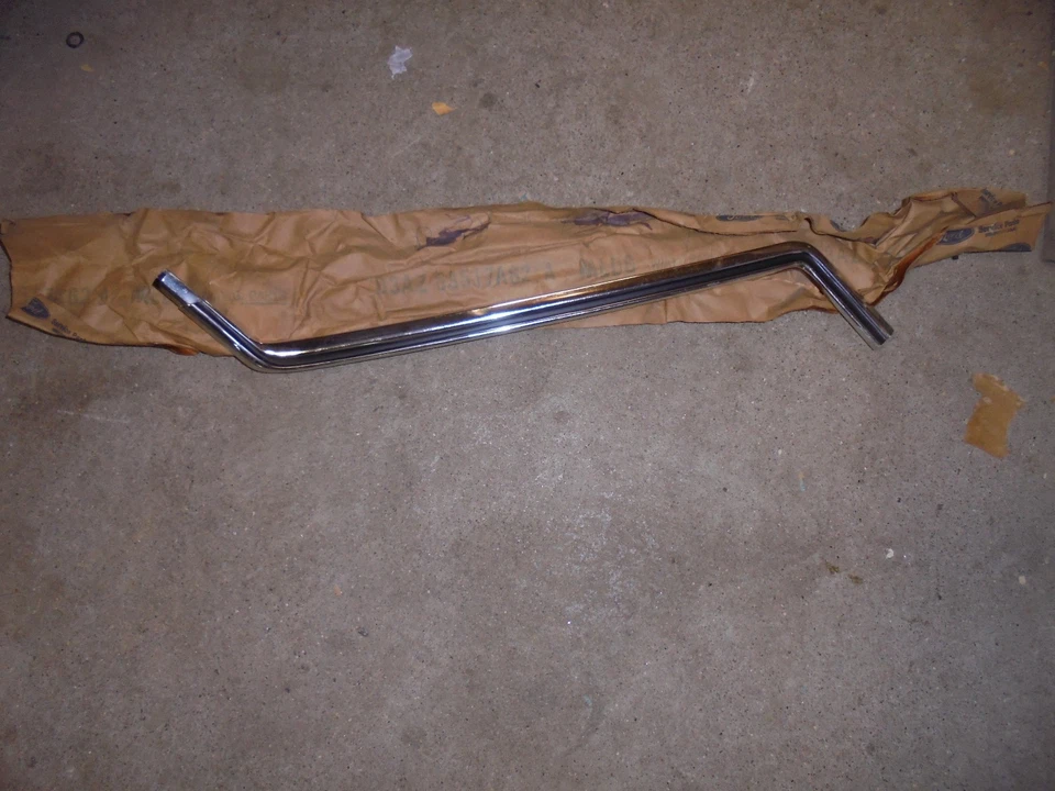 D3AZ-53517a62-a  NOS 1973,1974 ford ltd moulding  - Image 1 of 1