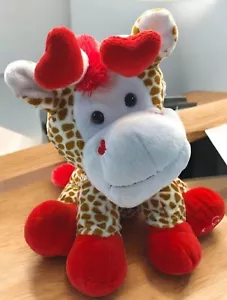 Giraffe Valentinstag Plüschtier mit Herzen von Animal Adventure Stofftier - Bild 1 von 11