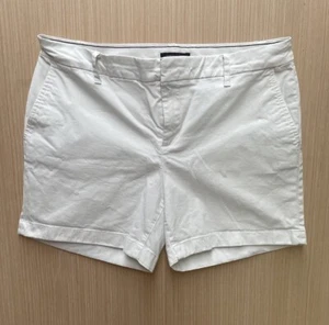 Women's Tommy Hilfiger Shorts White Size 10 Cotton Stretch - Picture 1 of 7