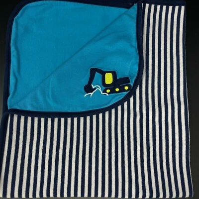 Manta bulldozer algodón reversible a rayas azul blanco de algodón Just One Year Carters Foto 1 de 4
