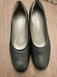 SAS Milano Pump Size 10 Black Slip On Pump Low Heel Tuscany Leather - Picture 1 of 7